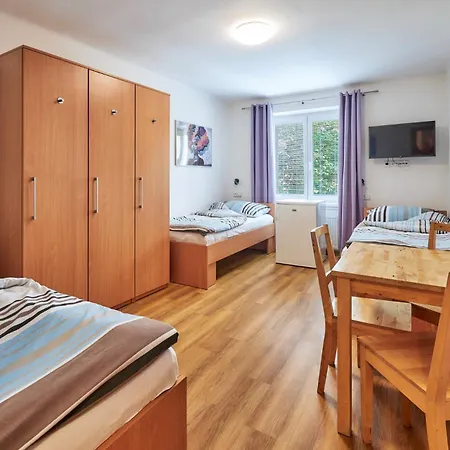 Apartmany Ubytovani Alfa Prague Exterior photo